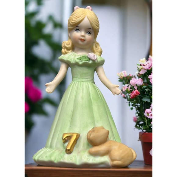 Growing Up Birthday Girls Age 7 Porcelain Blonde Figurine 1981 Enesco Kitten - Picture 1 of 7